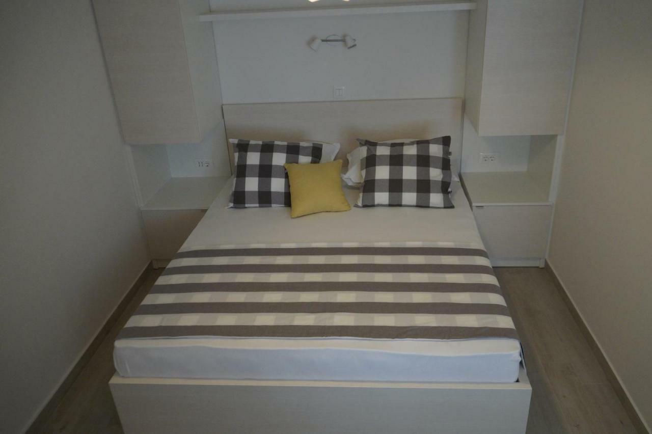 Frapedo Sport Makarska Appartement Buitenkant foto